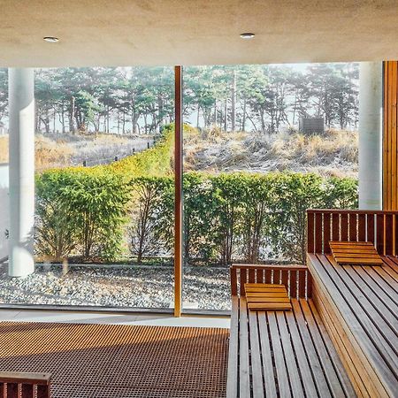 Penthouse Garden Apartment บินซ์ ภายนอก รูปภาพ