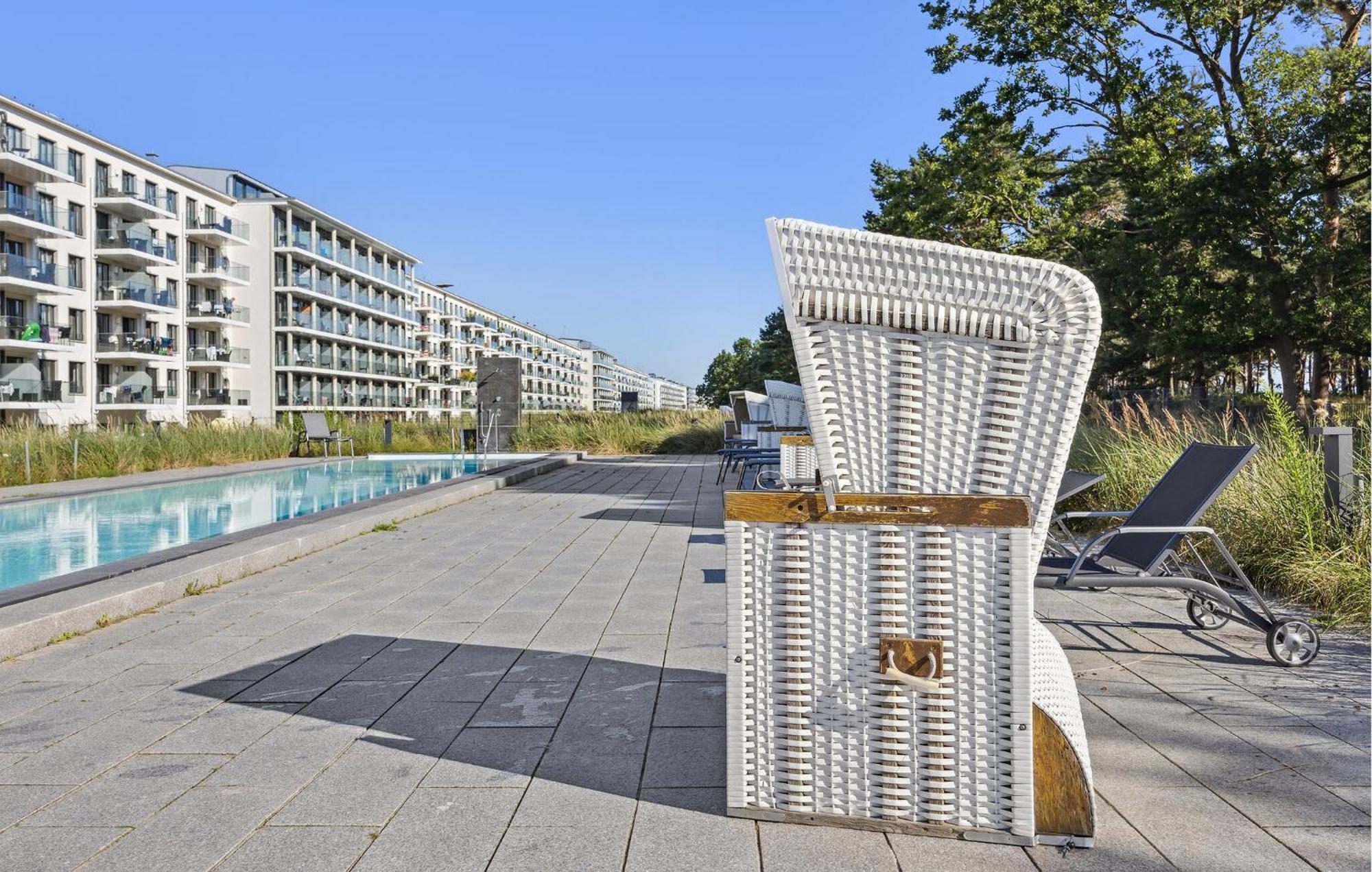 Penthouse Garden Apartment บินซ์ ภายนอก รูปภาพ
