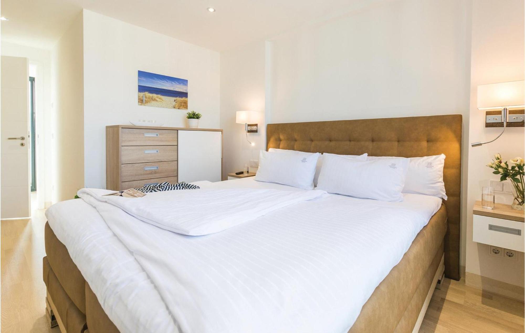 Penthouse Garden Apartment บินซ์ ภายนอก รูปภาพ